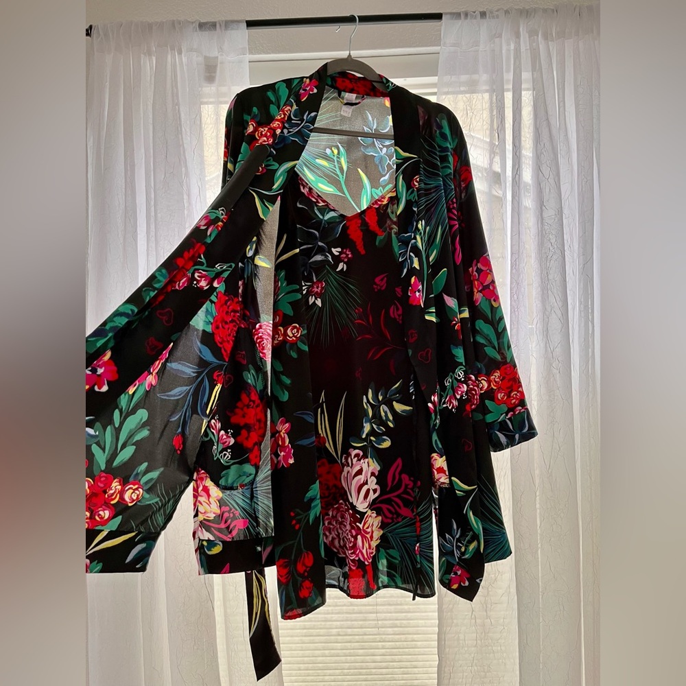 Target Sleep Set -Silky - Never Worn - Nighty + Robe
